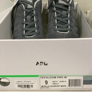 APL TechLoom Pro (W) Metallic Silver/Off White